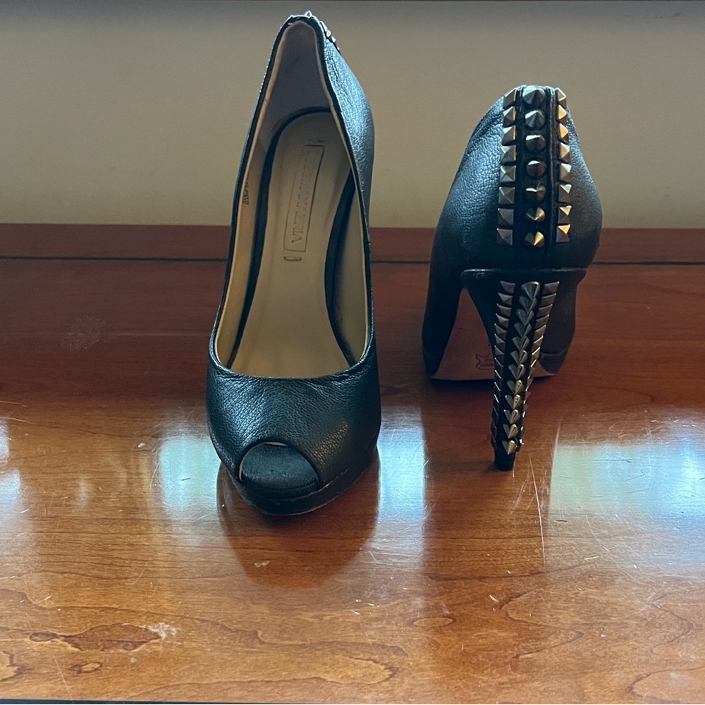 BCBG Maxazria Roxanne Black Heels